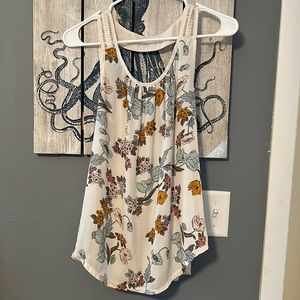 Maurice’s floral tank top